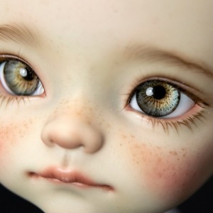 娃娃眼珠 Pre-order NOON